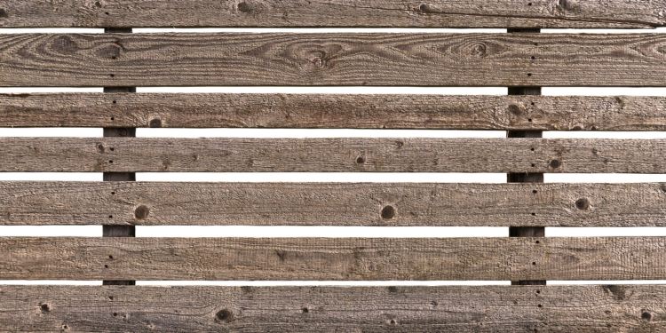 5 Creative and Clever Ways You Can Make Furniture From Old Pallets